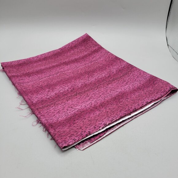 Magenta and Black Cotton Fabric Piece 2/3 Yard x 44 Inch Wide Sewing Quilting - Picture 2 of 2